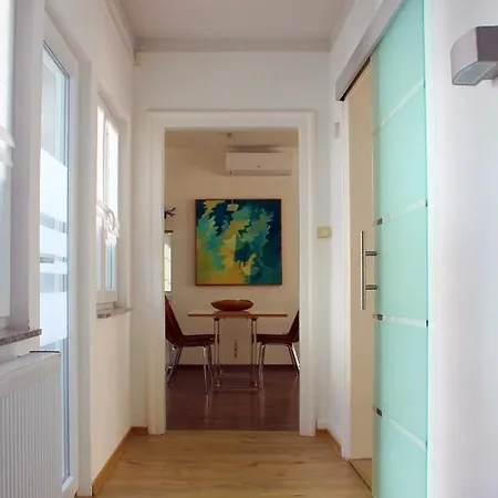 Rhine Pearl Hideaways * オーバーヴェセル