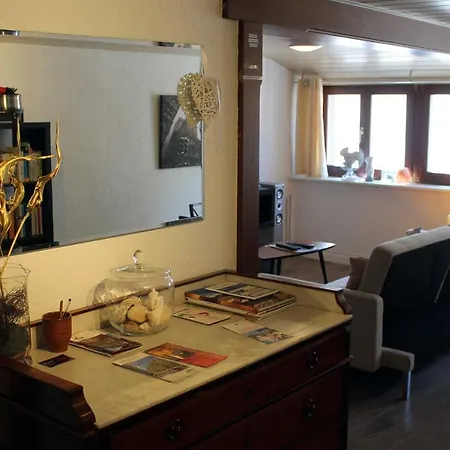 Rhine Pearl Hideaways *